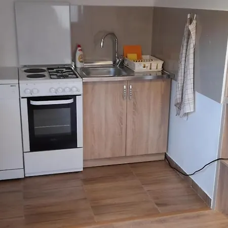Apartment Aura *
